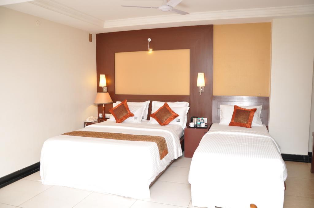 Hotel Shaans Tiruchirappalli Quarto foto