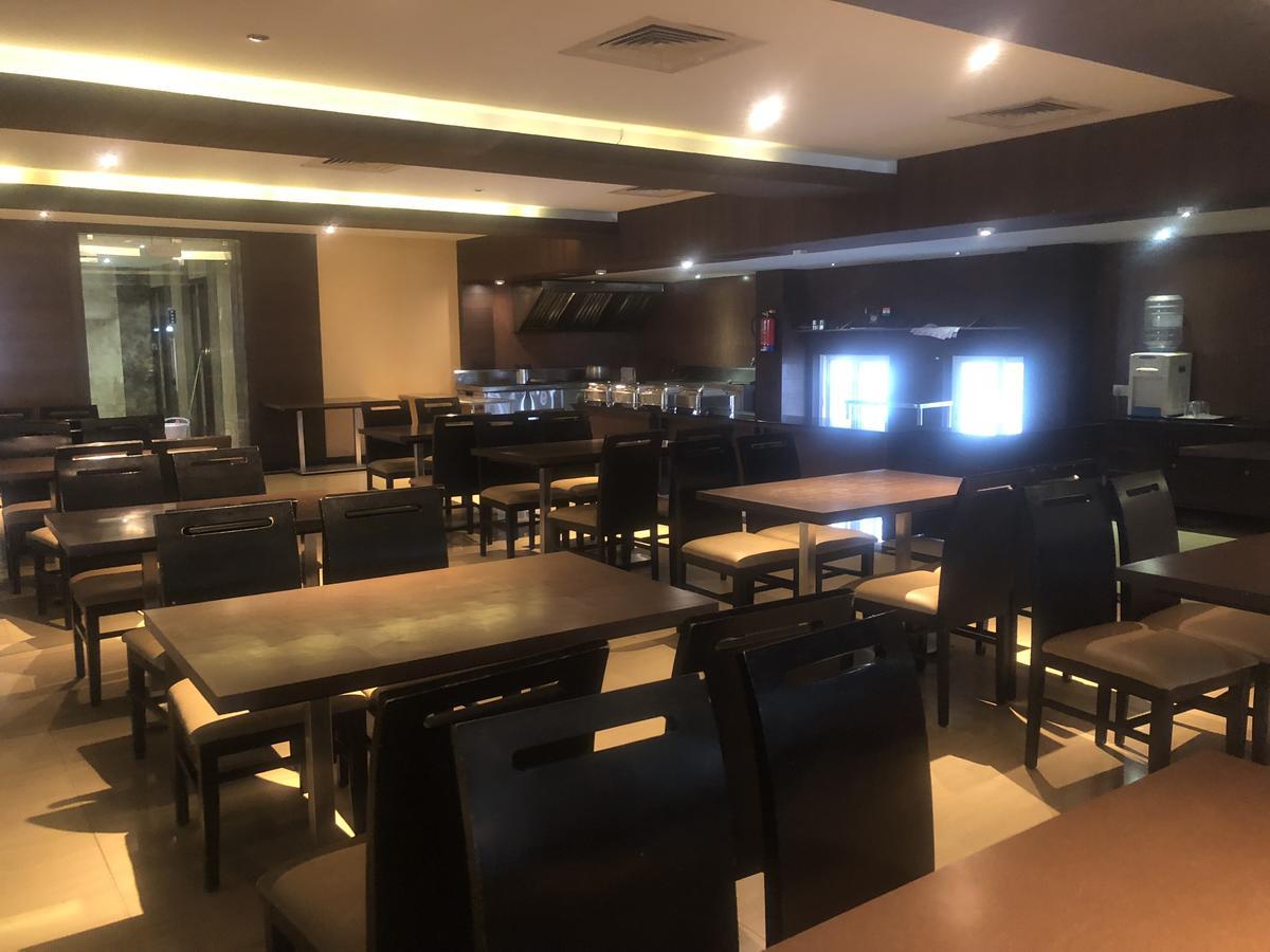 Hotel Shaans Tiruchirappalli Exterior foto